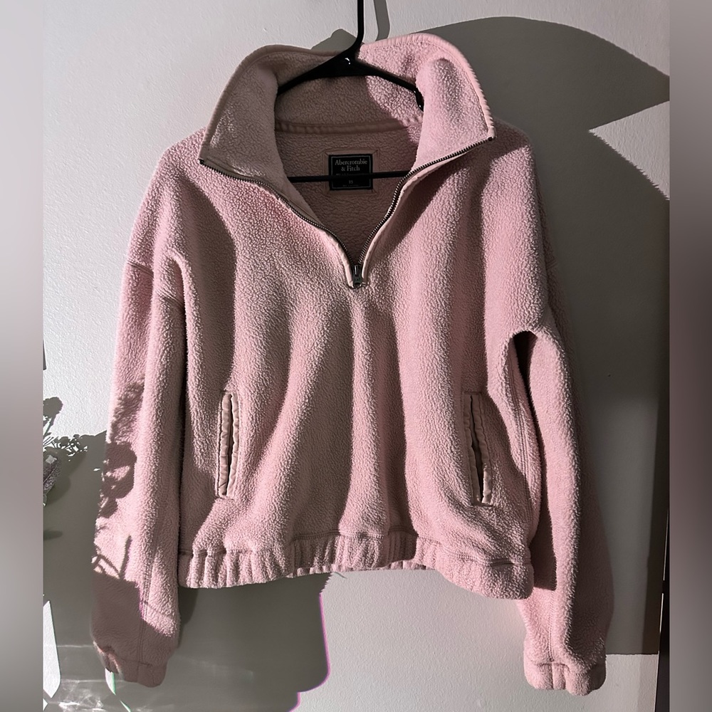 Abercrombie & Fitch dusty rose quarter zip fleece